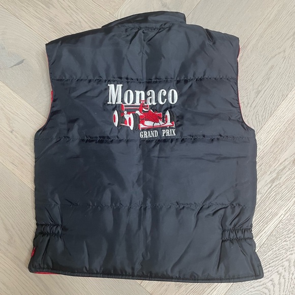 Reversible vest - Picture 2 of 2